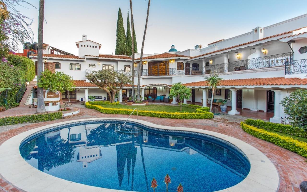 Caroline Bella Bed & Breakfast Ajijic Exterior photo